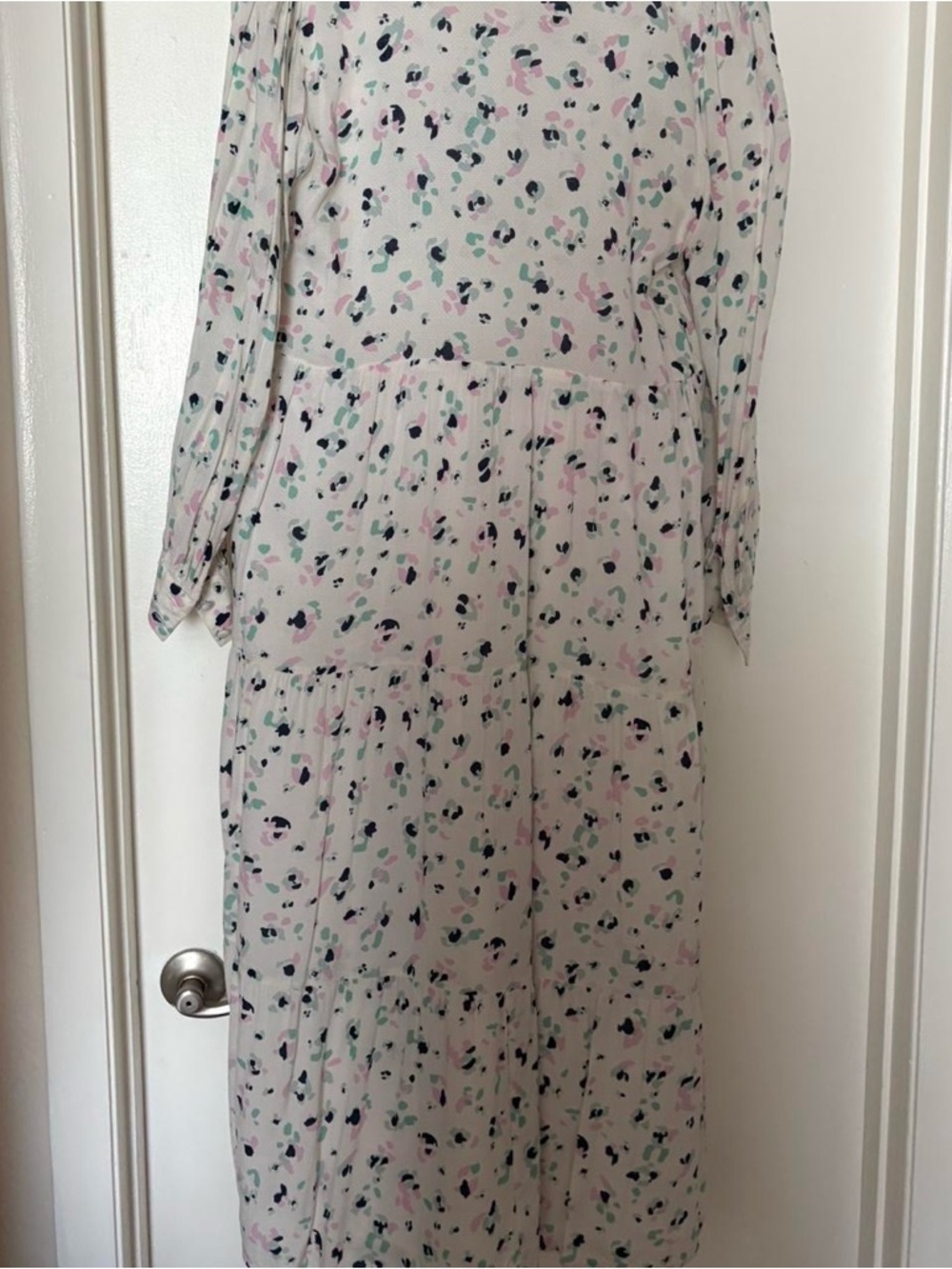 Women's Long Tiered Printed Dress - Light Pink Floral